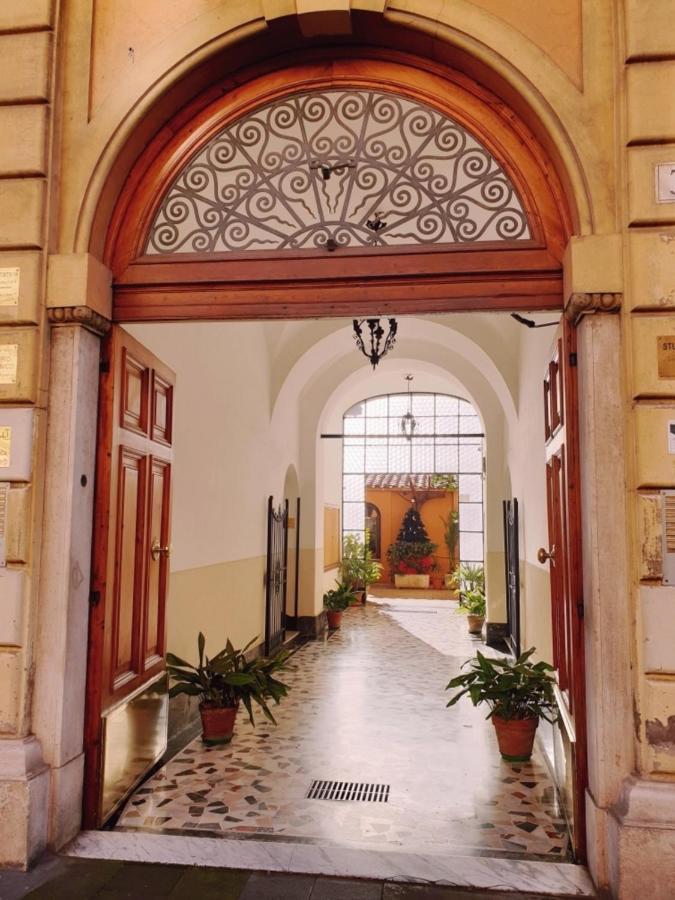 Vacanze Romane Colosseo Apartment Екстериор снимка