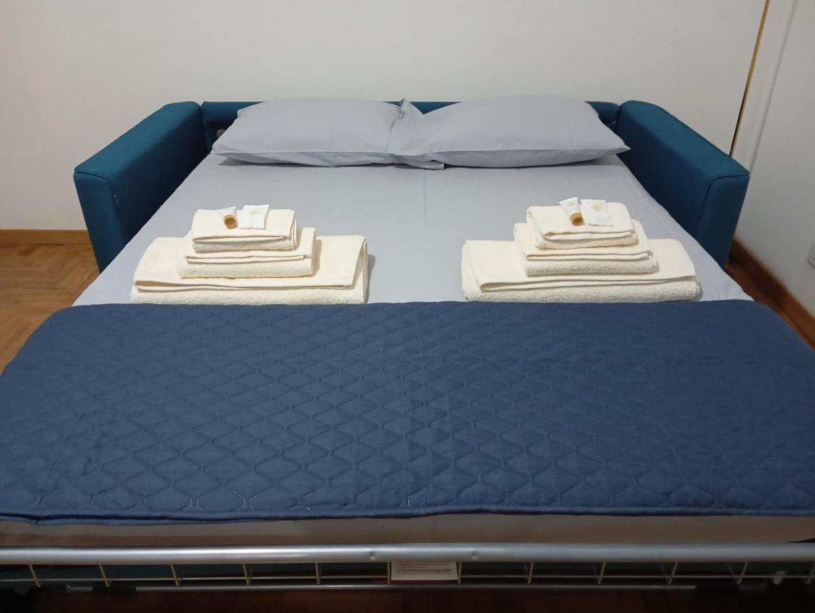Vacanze Romane Colosseo Apartment Екстериор снимка